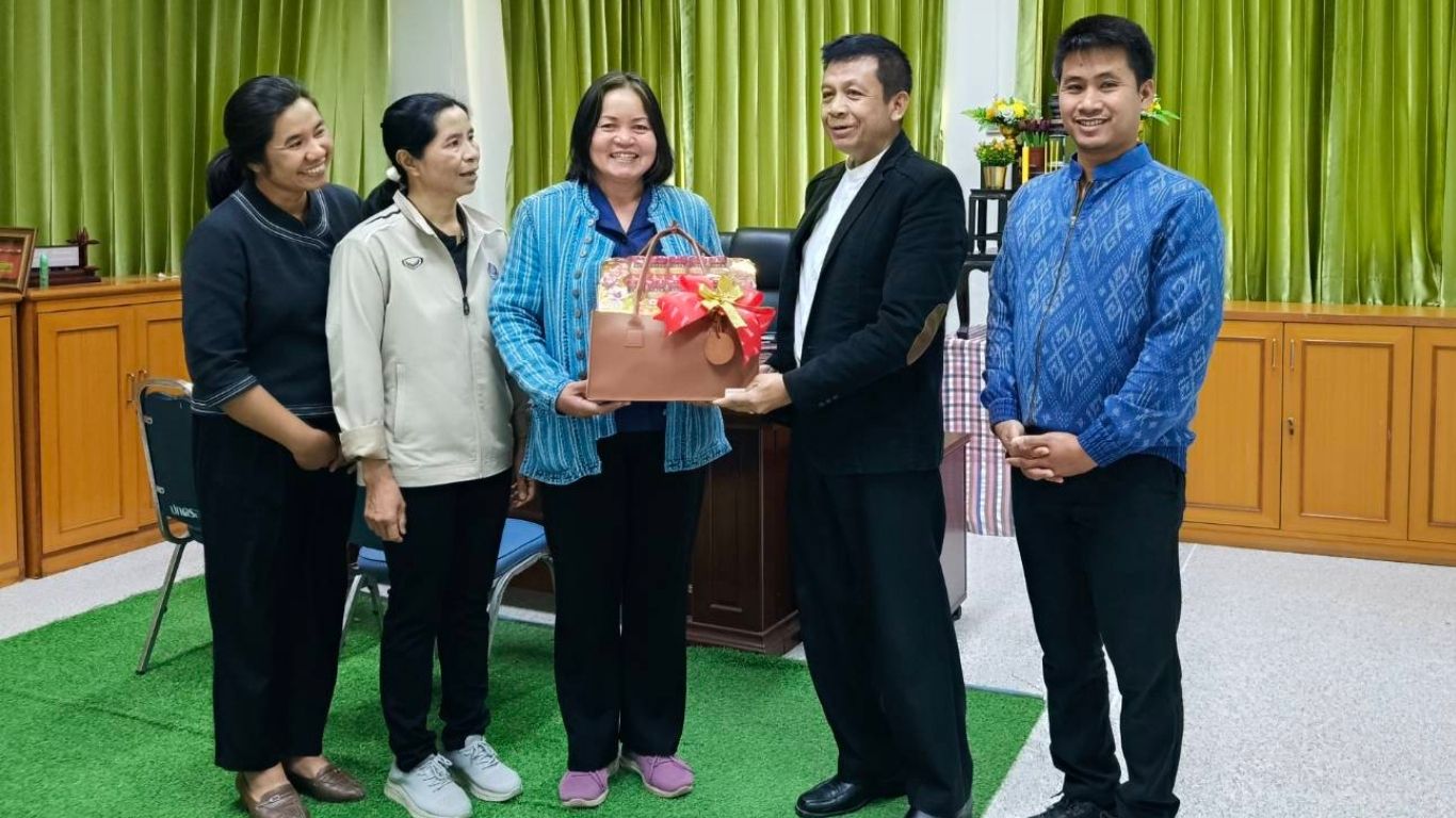 สพอ.ภูเขียว : สวัสดีปีใหม่ผู้บังคับบัญชา