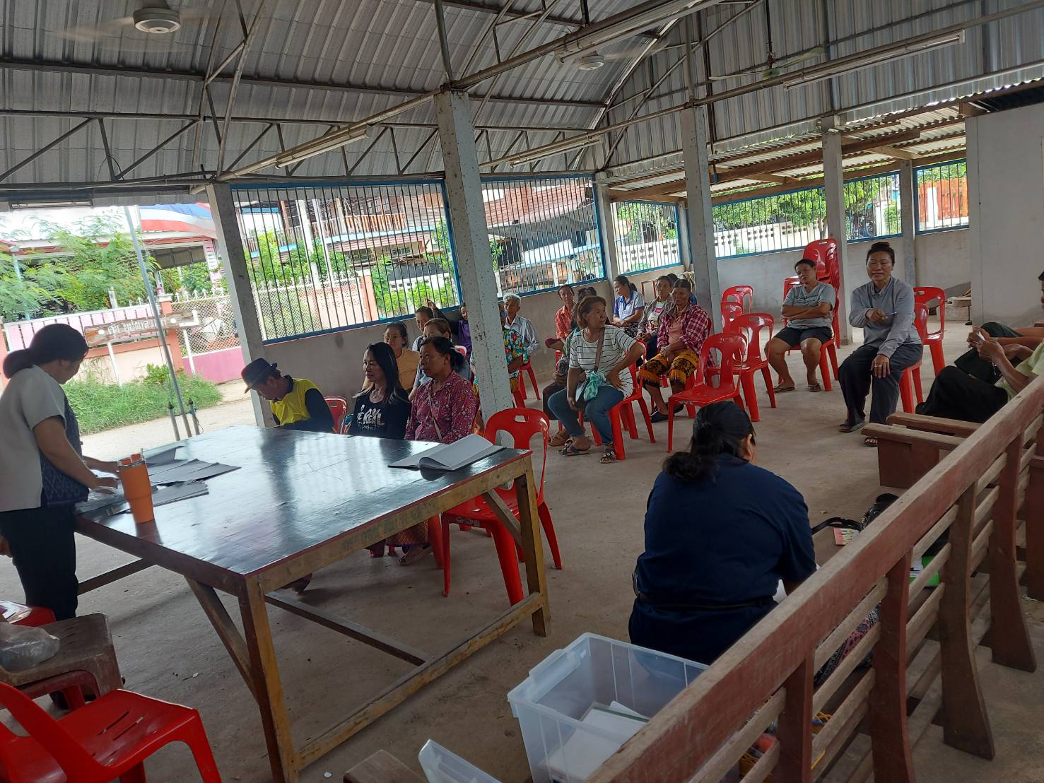 สพอ.ภูเขียว : ลงพื้นที่ติดตามสนับสนุนการดำเนินงานโครงการ แก้ไขปัญหาความยากจน (กข.คจ.)
